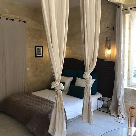 Les Bulles De Bordeaux Frühstückspension 3*