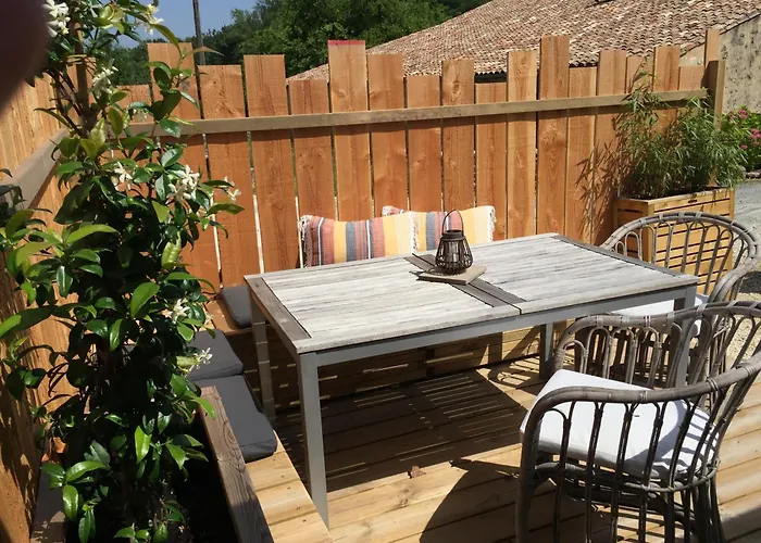 Les Bulles De Bordeaux 3* Salleboeuf