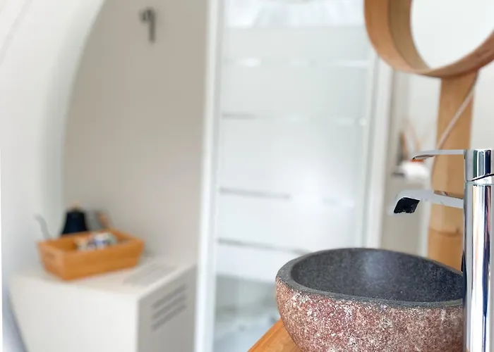 Les Bulles De Bordeaux Couette-café 3*