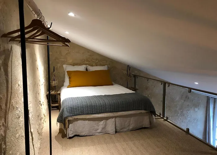 Couette-café Les Bulles De Bordeaux 3*